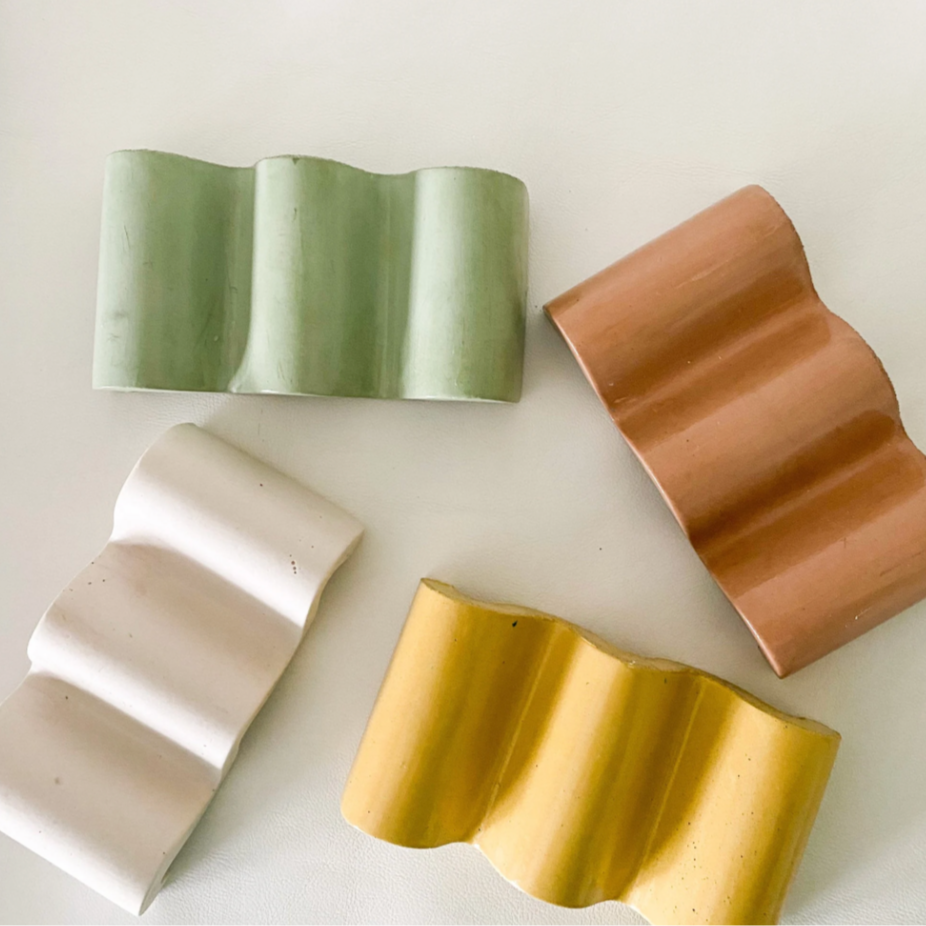Wavy Soap Dish
