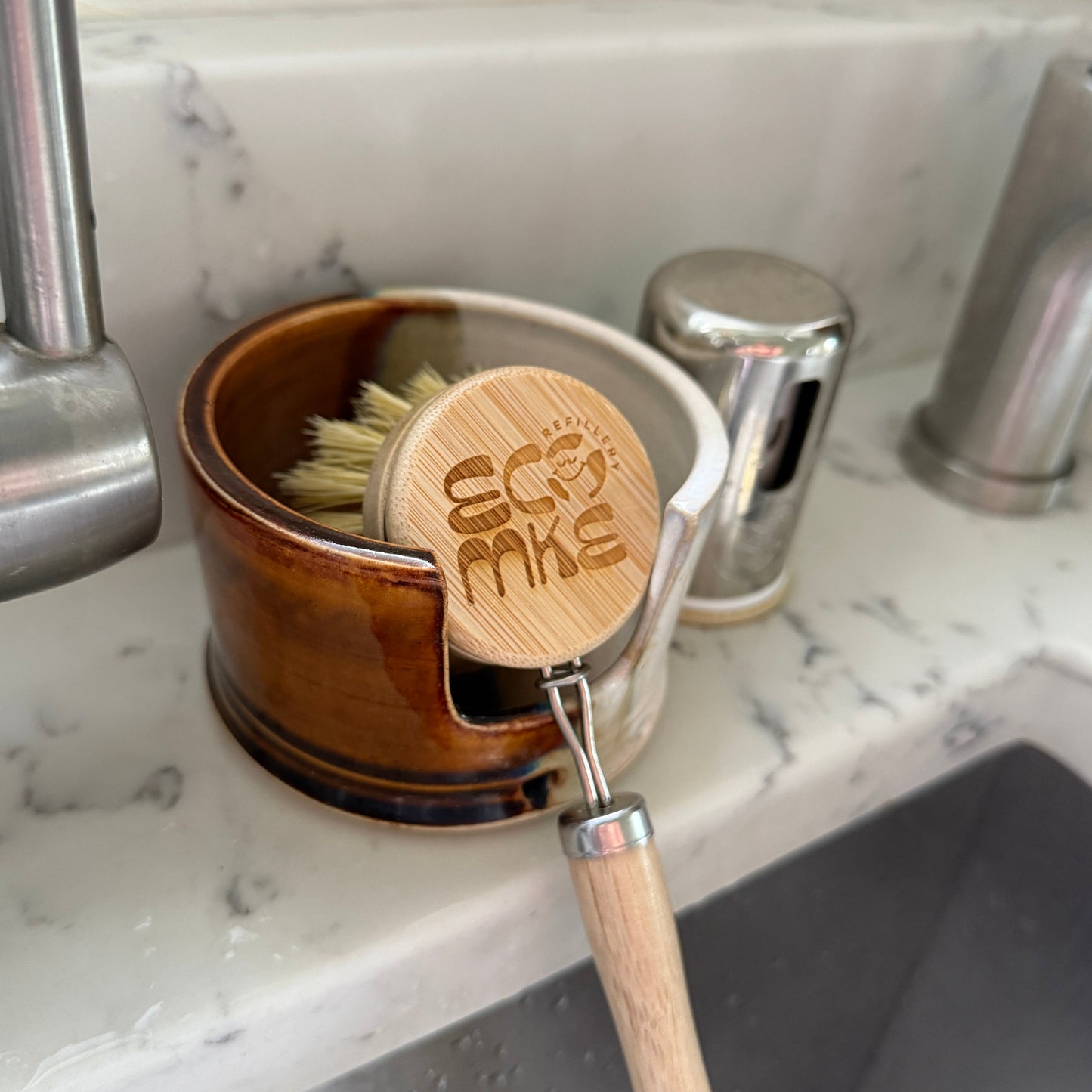 Logo Dish Brush Replacement Head